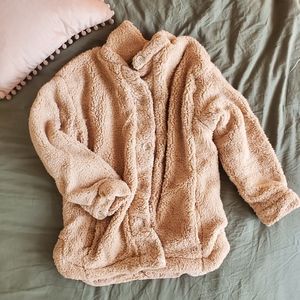 Fuzzy Faux Fur Coat/Cardigan (Cream/Tan, Button Down, Pockets, Medium)